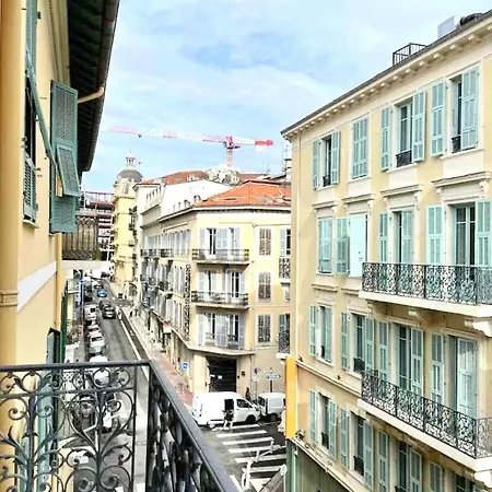 Historic & Spacious Flat W Balcony In Appartement Nice